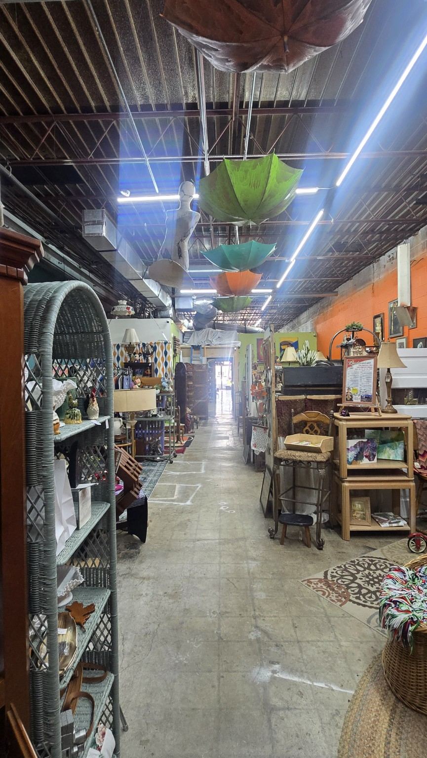 Moon City Modern aisle